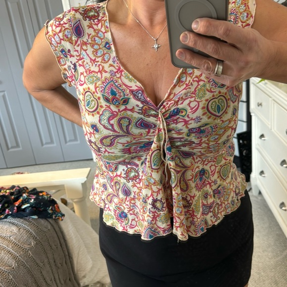 Hot Kiss Brand Boho style top. Size S. Bin 8 - Picture 1 of 6